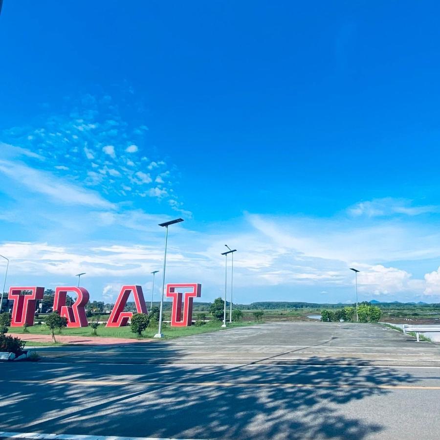 Artist'S Place Трат Экстерьер фото